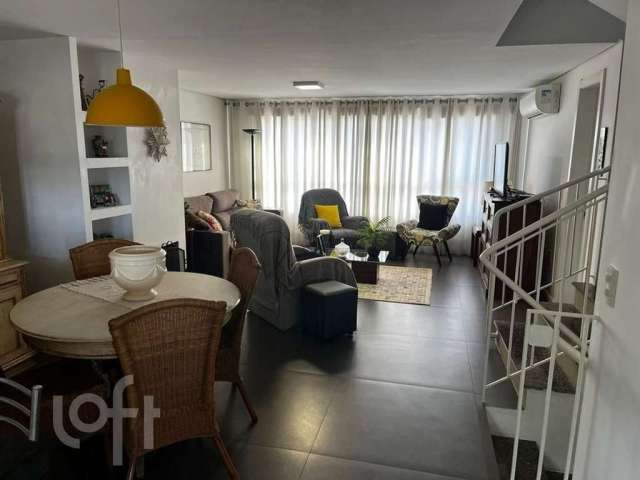 Casa com 3 quartos à venda na Rua Delfina da Cunha, 106, Camaquã, Porto Alegre, 254 m2 por R$ 620.000