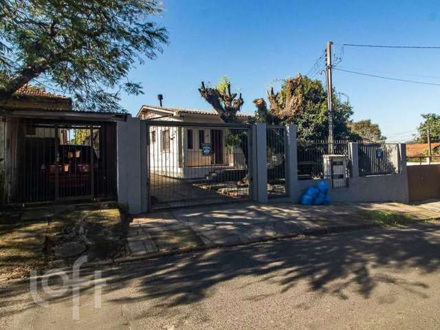 Casa com 6 quartos à venda na Beco Pedro Rodrigues Bittencourt, 150, Vila Nova, Porto Alegre, 250 m2 por R$ 700.000