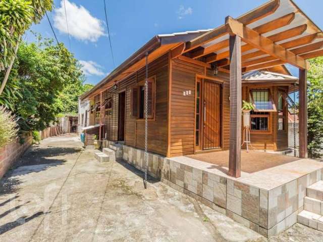 Casa com 3 quartos à venda na Rua Padre Teschauer, 237, Cascata, Porto Alegre, 114 m2 por R$ 475.000