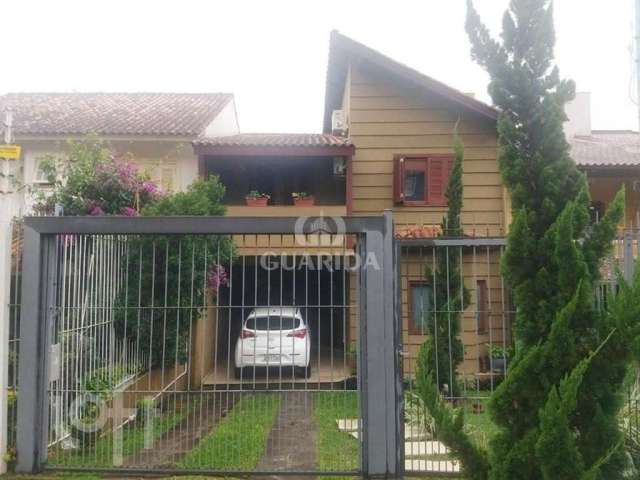 Casa com 4 quartos à venda na Rua Professor Antônio José Remião, 300, Espírito Santo, Porto Alegre, 226 m2 por R$ 680.000