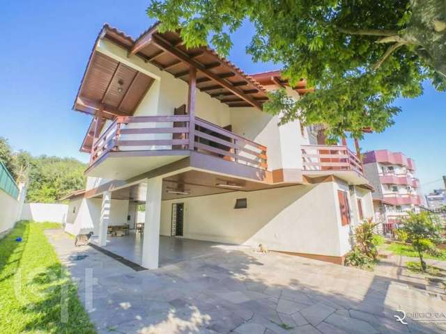 Casa com 4 quartos à venda na Rua Ludwig Jacob Hubler, 46, Jardim Itu Sabará, Porto Alegre, 396 m2 por R$ 2.390.000