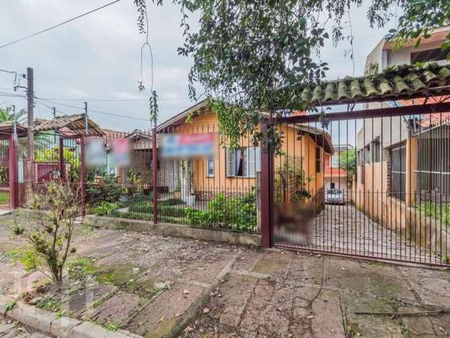 Casa com 3 quartos à venda na Rua Hugo Nelson Magalhães, 70, Rubem Berta, Porto Alegre, 200 m2 por R$ 399.000