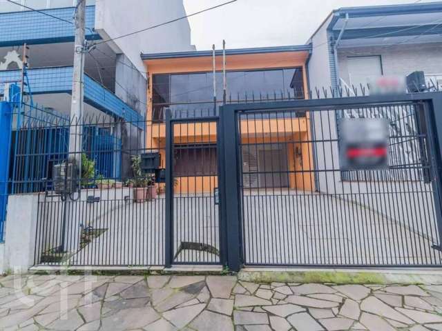 Casa com 4 quartos à venda na Rua Damasco, 38, Azenha, Porto Alegre, 229 m2 por R$ 799.000