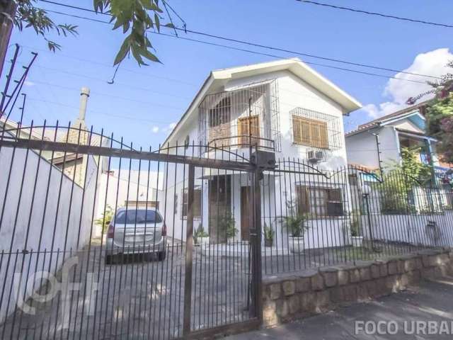 Casa com 3 quartos à venda na Rua Vera Cruz, 391, Vila Ipiranga, Porto Alegre, 147 m2 por R$ 1.100.000