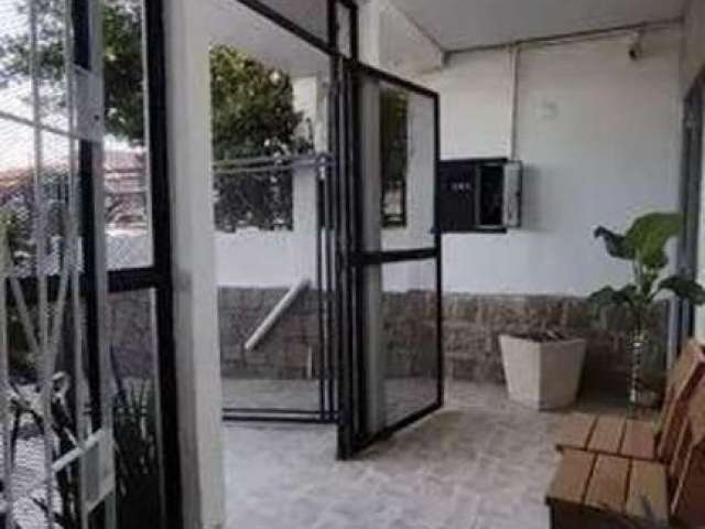 Casa com 3 quartos à venda na Rua Guadalajara, 695, Jardim Itu Sabará, Porto Alegre, 298 m2 por R$ 680.000