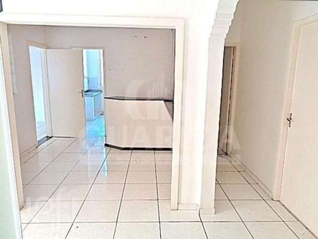 Casa à venda na Rua Antenor Lemos, 32, Menino Deus, Porto Alegre, 128 m2 por R$ 400.000