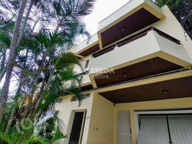 Casa com 4 quartos à venda na Avenida Pereira Pinto, 205, Jardim São Pedro, Porto Alegre, 335 m2 por R$ 998.000