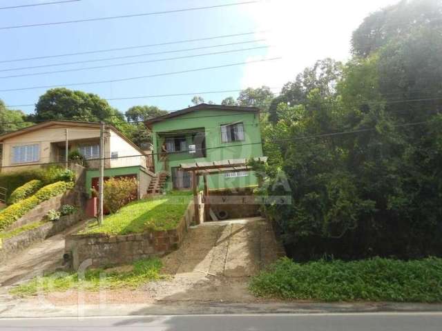 Casa com 5 quartos à venda na Avenida Professor Oscar Pereira, 6798, Cascata, Porto Alegre, 280 m2 por R$ 500.000