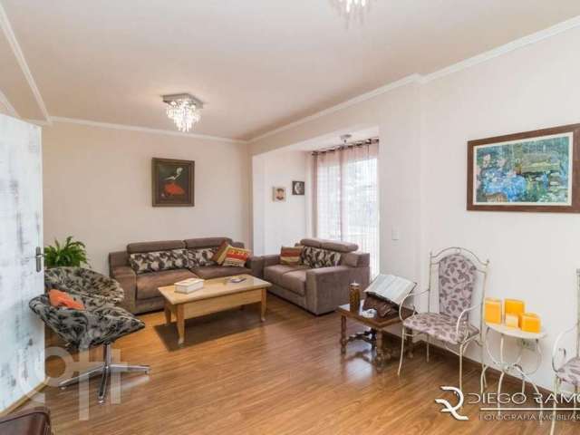 Casa com 4 quartos à venda na Rua São Mateus, 591, Jardim do Salso, Porto Alegre, 308 m2 por R$ 1.200.000