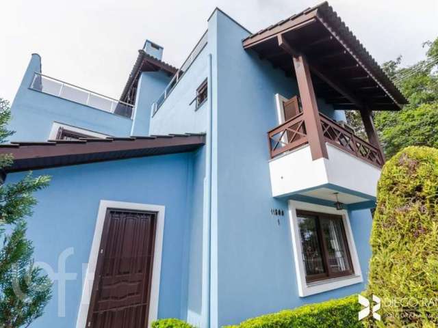 Casa com 3 quartos à venda na Avenida Guaíba, 11800, Ipanema, Porto Alegre, 248 m2 por R$ 1.250.000