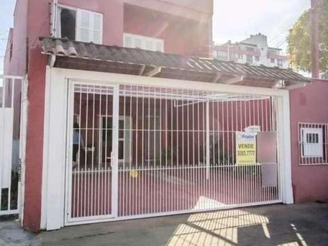 Casa com 3 quartos à venda na Rua Coronel Timóteo, 222, Camaquã, Porto Alegre, 200 m2 por R$ 800.000