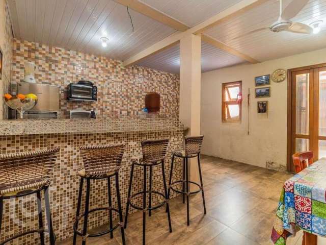 Casa com 5 quartos à venda na Rua Delmar Kuhn, 75, Hípica, Porto Alegre, 135 m2 por R$ 360.000