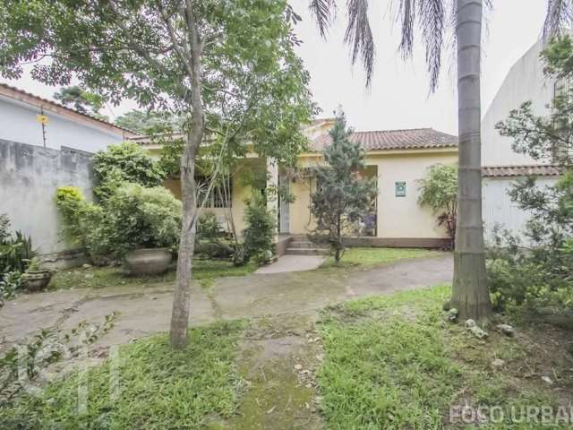 Casa com 3 quartos à venda na Rua General Gomes Carneiro, 585, Medianeira, Porto Alegre, 195 m2 por R$ 1.500.000