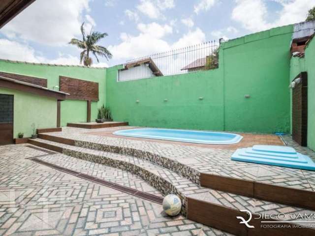 Casa com 3 quartos à venda na Avenida Benno Mentz, 1717, Vila Ipiranga, Porto Alegre, 450 m2 por R$ 850.000