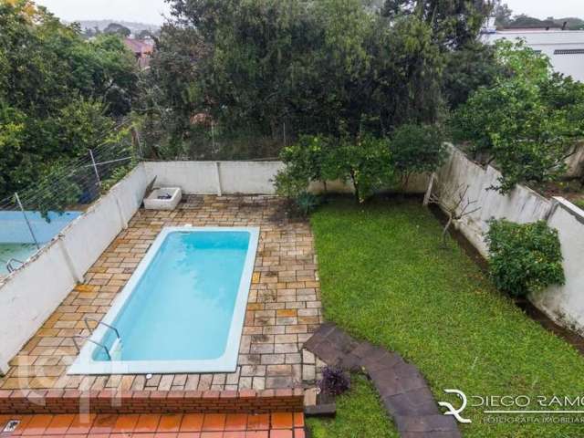 Casa com 3 quartos à venda na Rua Cariri, 400, Vila Assunção, Porto Alegre, 470 m2 por R$ 1.330.000