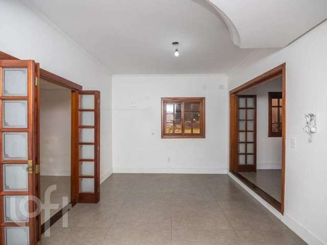 Casa com 4 quartos à venda na Rua Ricalde Marques, 205, Jardim São Pedro, Porto Alegre, 333 m2 por R$ 1.320.000