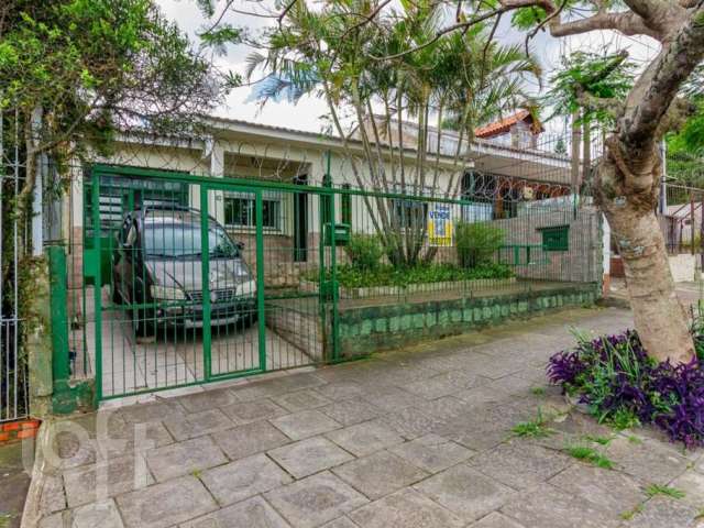 Casa com 3 quartos à venda na Rua Patagônia, 40, Bom Jesus, Porto Alegre, 264 m2 por R$ 400.000