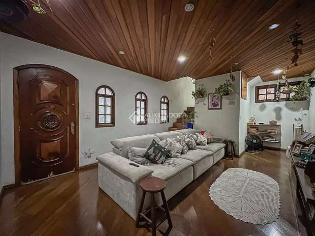 Casa em condomínio fechado com 3 quartos à venda na Rua Aguapeí, 155, Santa Maria, Santo André, 425 m2 por R$ 1.170.000