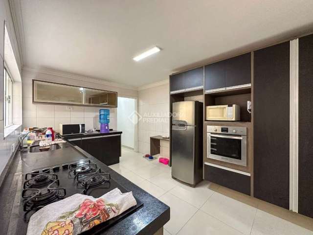 Casa com 3 quartos à venda na Rua Arafura, 101, Jardim do Mar, São Bernardo do Campo, 199 m2 por R$ 949.000