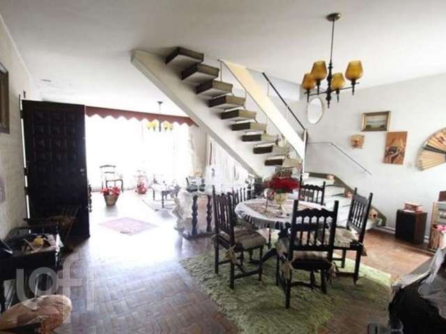 Casa com 4 quartos à venda na Rua Visconde de Aguiar Toledo, 264, Campo Belo, São Paulo, 210 m2 por R$ 950.000