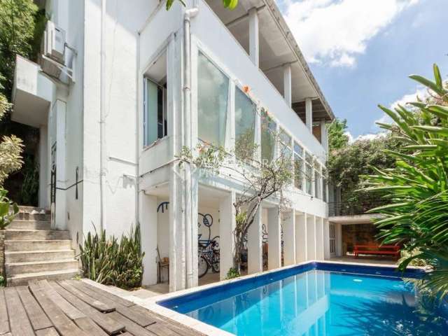 Casa em condomínio fechado com 3 quartos à venda na Rua Petrópolis, 216, Sumaré, São Paulo, 333 m2 por R$ 2.700.000