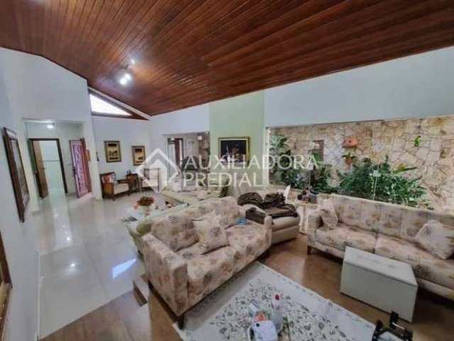 Casa com 4 quartos à venda na Rua Martim Afonso de Souza, 320, Jardim São Caetano, São Caetano do Sul, 290 m2 por R$ 1.900.000