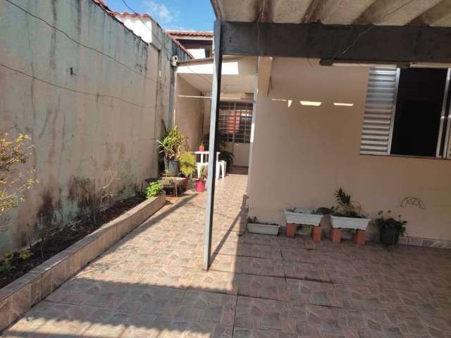 Casa com 3 quartos à venda na Rua Maracas, 239, Vila Pinheirinho, Santo André, 120 m2 por R$ 440.000