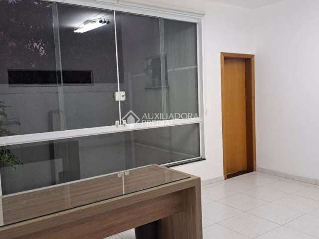 Sala comercial com 1 sala para alugar na Armando Salles de Oliveira, 112, Centro, São Bernardo do Campo, 20 m2 por R$ 1.000