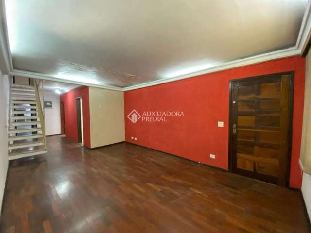 Casa com 4 quartos para alugar na Rua das Pitangueiras, 603, Jardim, Santo André, 250 m2 por R$ 3.650