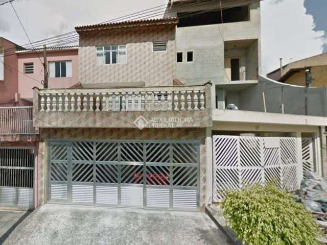 Casa com 3 quartos para alugar na Urbano Contesini, 241, Montanhão, São Bernardo do Campo, 209 m2 por R$ 3.000