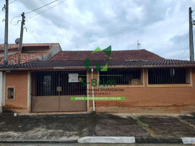 Casa com 3 dormitórios, Jd. Cerejeiras próximo ao UPA, ATIBAIA SP REF1740