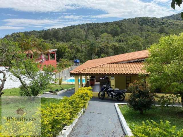 Chácara para Venda em Suzano, Chácara Nossa Senhora Aparecida I, 2 dormitórios, 1 banheiro, 6 vagas