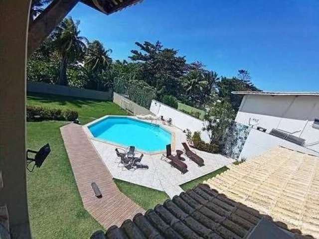 Vendo Linda Casa Alameda Fechada em Vilas do Atlântico. R$ 1.600.000,00