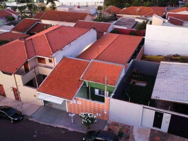 Casa com 4 dormitórios à venda, 140 m² por R$ 450.000,00 - Jardim Iolanda - Botucatu/SP