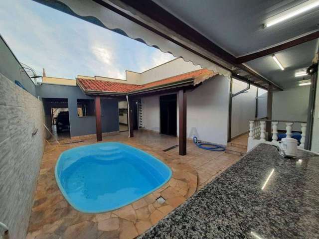 Casa com 2 dormitórios à venda, 167 m² por R$ 400.000,00 - Conjunto Habitacional Leandro Alarcão Dias - Botucatu/SP