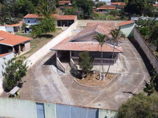 Casa com 2 dormitórios à venda, 365 m² por R$ 550.000,00 - Parque dos Pinheiros - Botucatu/SP