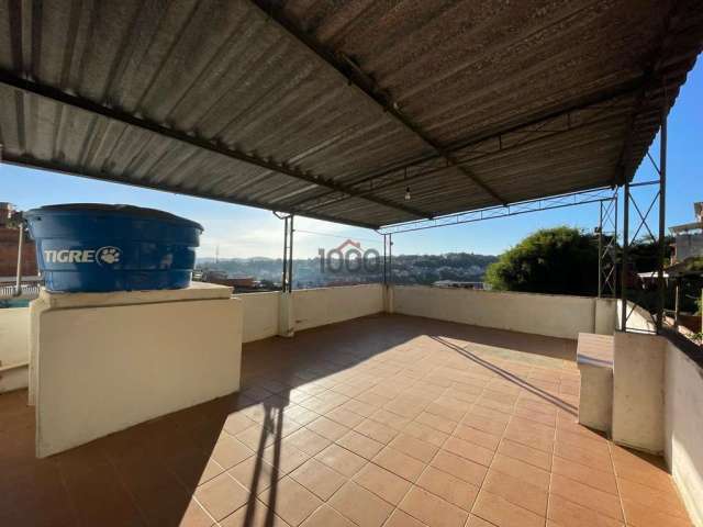 Casa com 4 quartos à venda na Rua Pedro Paulo Vieira, Santa Cândida, Juiz de Fora, 126 m2 por R$ 185.000