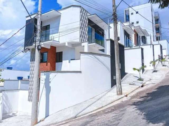 Casa com 3 quartos à venda na Rua Engenheiro Geraldo Magela de Mattos Sanábio, Jóquei Clube, Juiz de Fora, 147 m2 por R$ 469.000