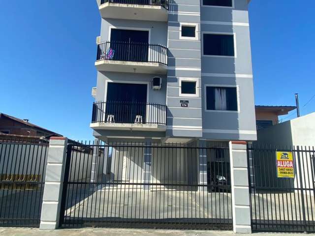 Apartamento medindo 64m² em bairro Iririu, Joinville