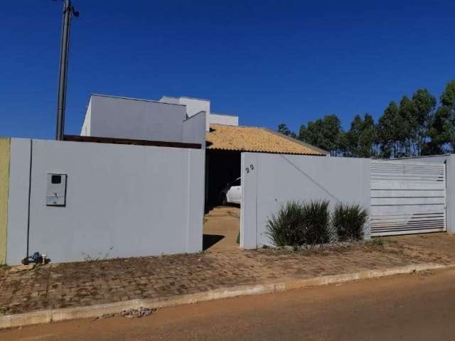 Casa à venda 3 Quartos, 1 Suite, 4 Vagas, 420M², Centro, Chapada dos Guimarães - MT