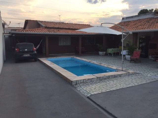 Casa à venda 2 Quartos, 1 Suite, 5 Vagas, 360M², Jardim Costa Verde, Várzea Grande - MT