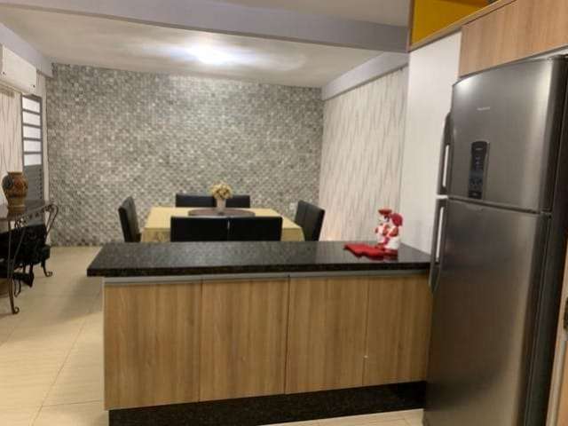 Casa à venda 3 Quartos, 3 Vagas, 300M², Parque Cuiabá, Cuiabá - MT