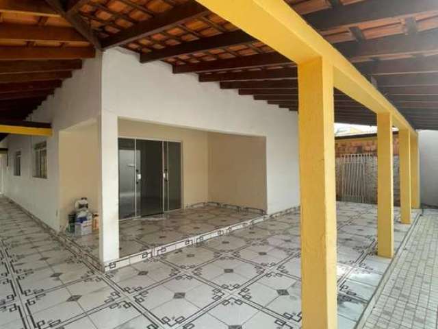 Casa à venda 4 Quartos, 2 Vagas, 420M², Vila Pirineu, Várzea Grande - MT