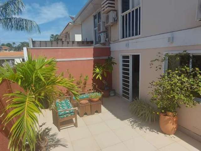 Casa à venda 3 Quartos, 1 Suite, 2 Vagas, 300M², Ribeirão do Lipa, Cuiabá - MT | Condomínio Villa B