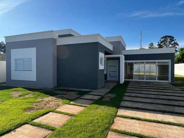 Casa à venda 3 Quartos, 2 Suites, 4 Vagas, 504M², Centro, Chapada dos Guimarães - MT | Bairro Bom C