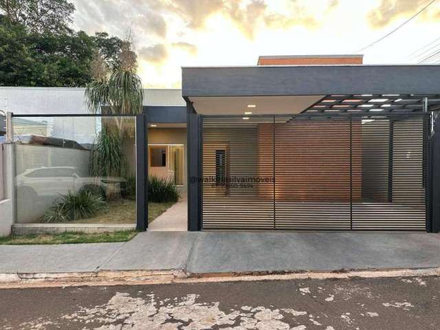 Casa à venda em condomínio fechado - Rita Vieira