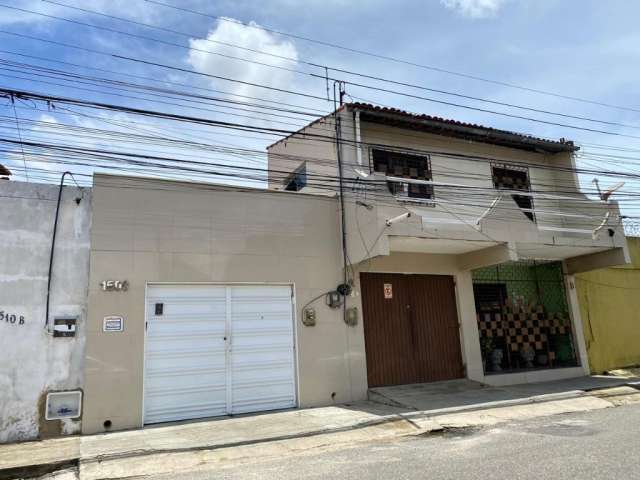 Casa com 3 quartos na Bela Vista