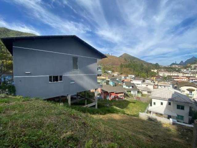 Terreno à venda, 242 m² por R$ 239.900,00 - Tijuca - Teresópolis/RJ