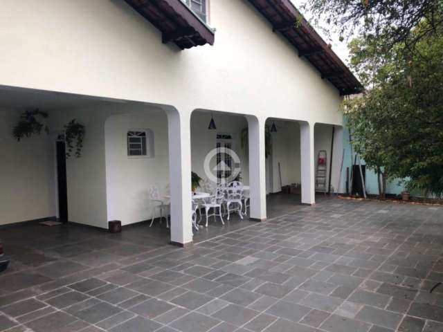 Casa comercial com 4 salas à venda no Parque das Universidades, Campinas , 362 m2 por R$ 985.000