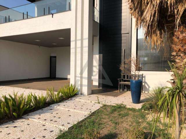 Casa à venda em Paulínia, Jardim América, com 3 suítes, com 270 m², Villa Bella Siena